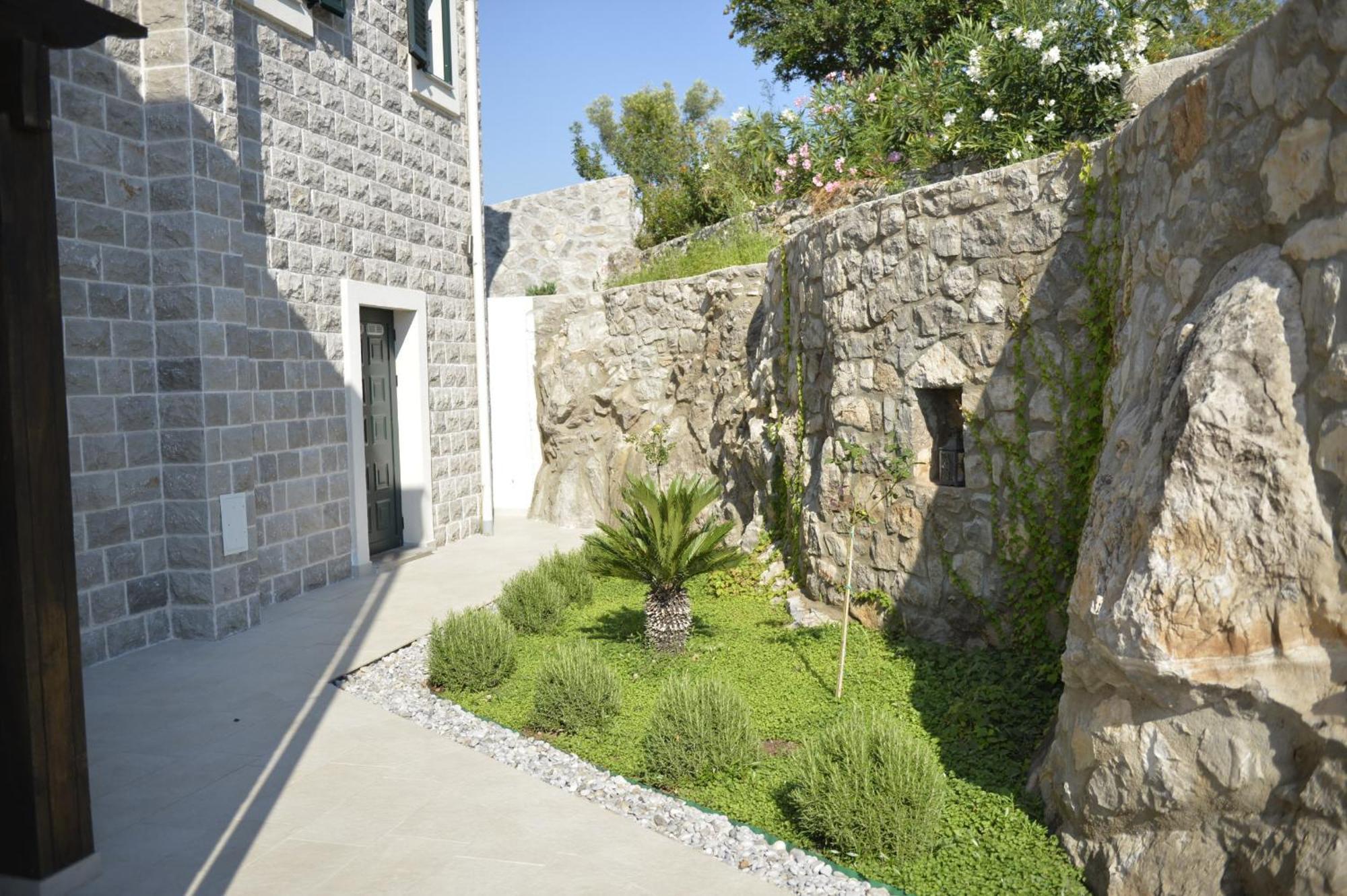 Villa Vista Azzurra Tivat Eksteriør bilde